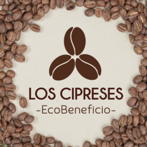 Logo de ecobeneficio los cipreses. tres granos de café formando una especie de triángulo