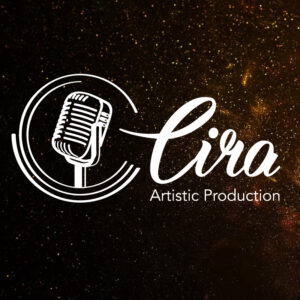 Logo de Cira producción artistica con micrófono antiguo blanco sobre fondo negro de brillos